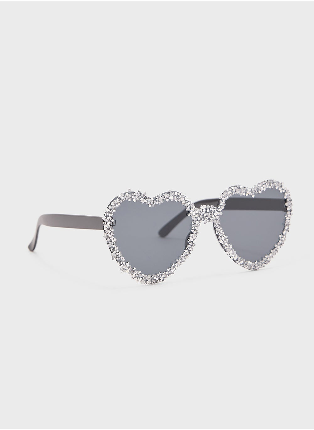 buy-ginger-novelty-heart-embellished-sunglasses_mi1