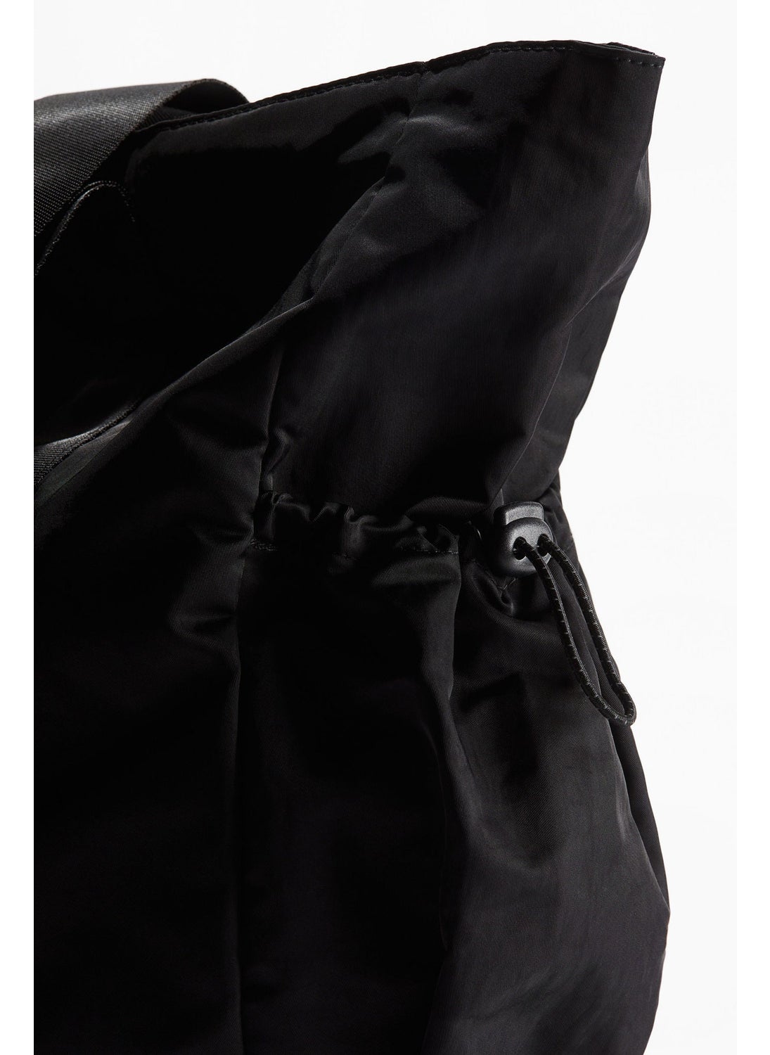 buy-h-m-water-repellent-sports-bag_3p5