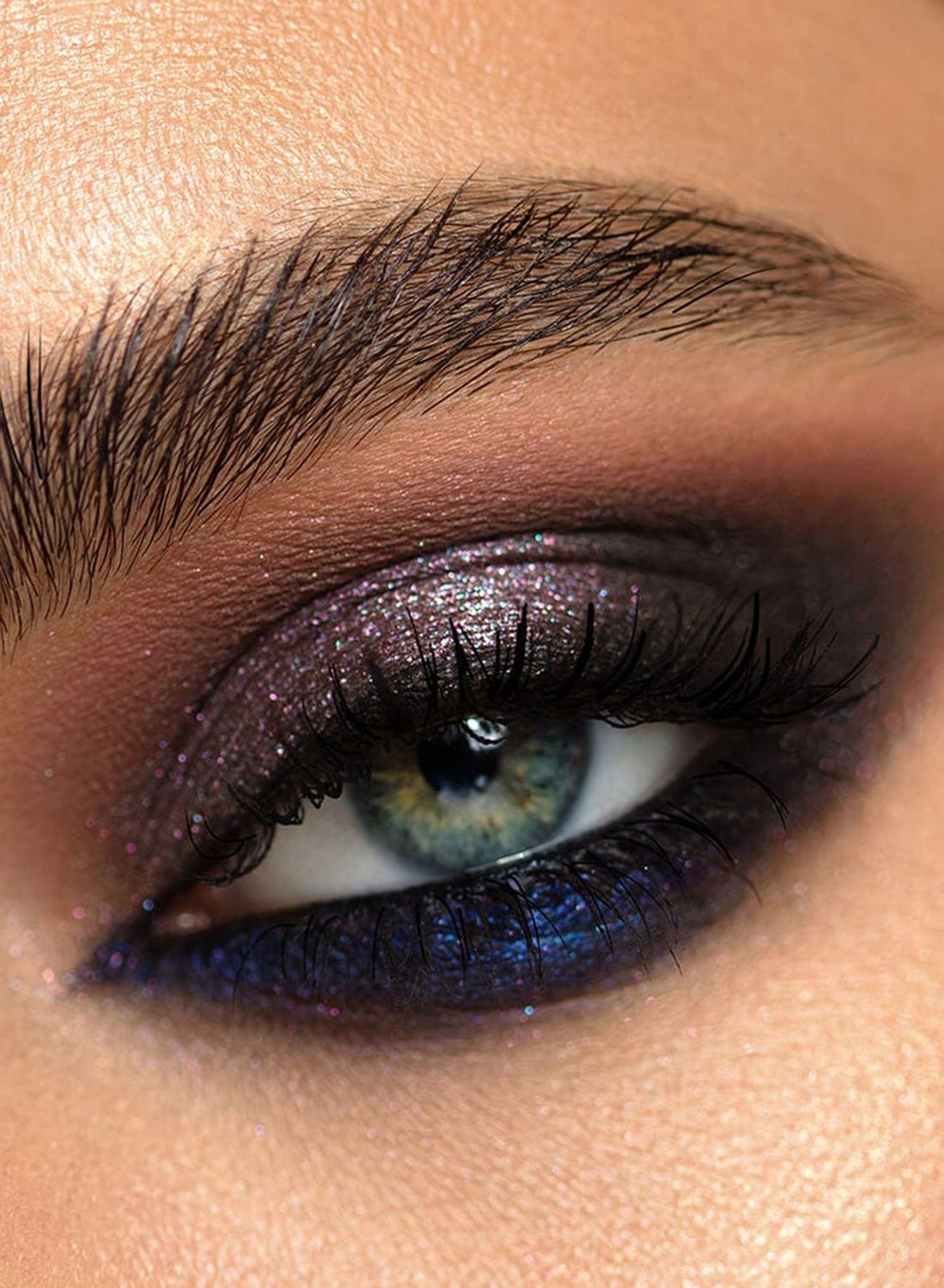 buy-sigma-beauty-sigma-beauty-14-shade-eyeshadow-palette-in-matte-and-shimmer-in-untamed_zy9