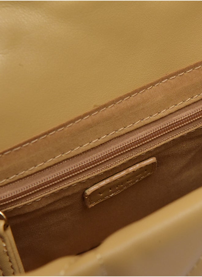 buy-vincci-quilted-chain-detailed-shoulder-bag_br9