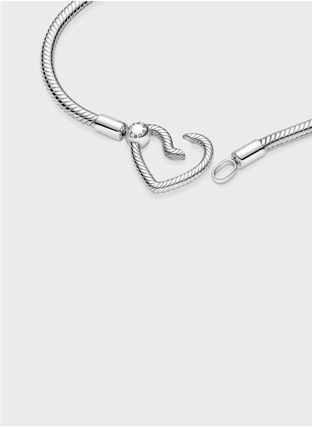 buy-pandora-pandora-moments-heart-closure-snake-chain-bracelet_o8d
