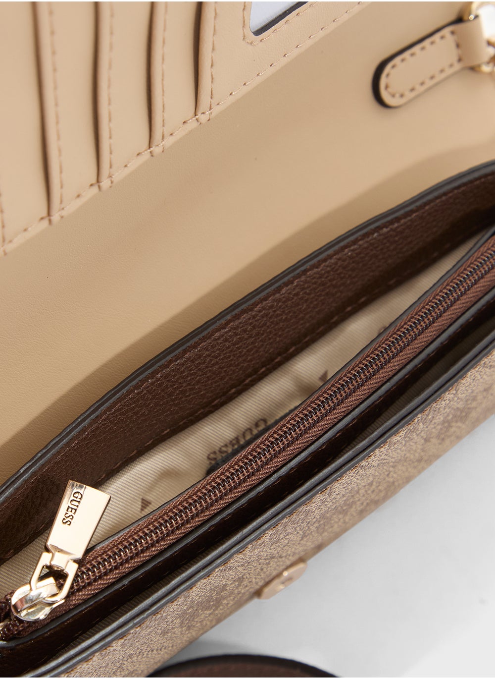 buy-guess-noelle-xbody-flap-organizer_e8s