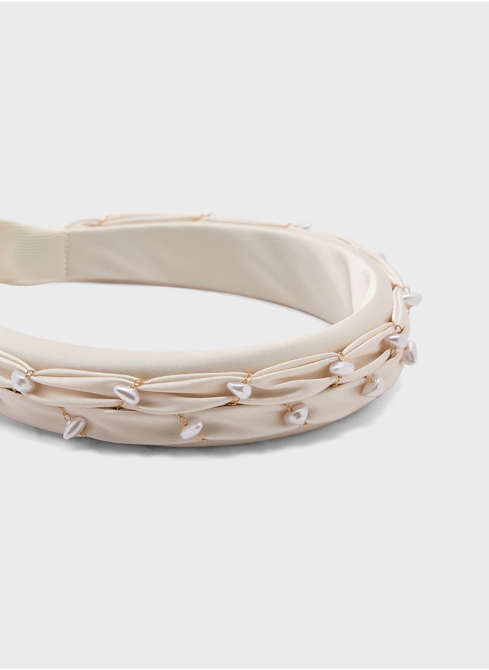 buy-ella-limited-edition-by-namshi-pearl-woven-headband_j8s