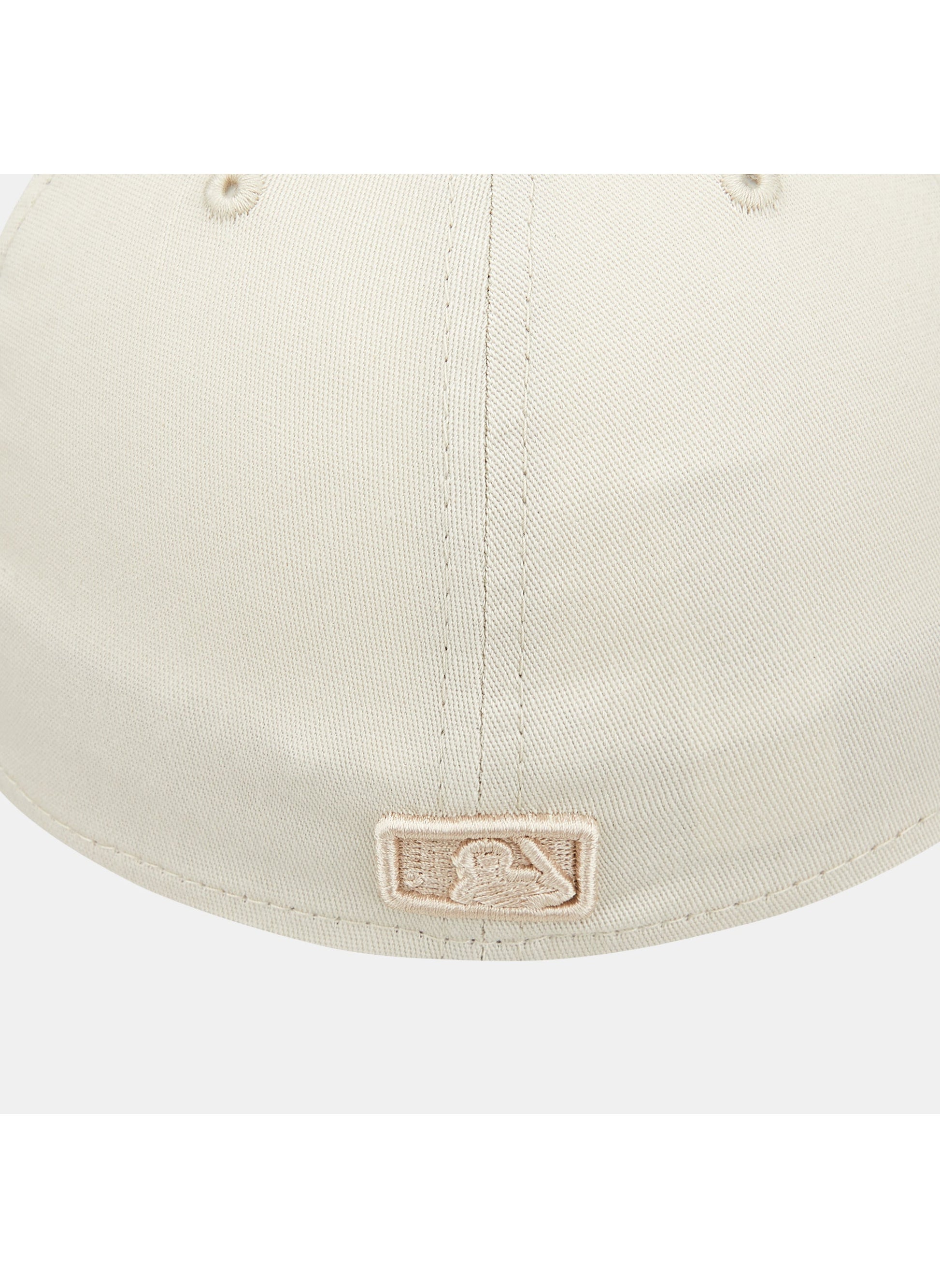 buy-new-era-men-s-mlb-new-york-yankees-league-essential-39thirty-cap_u21