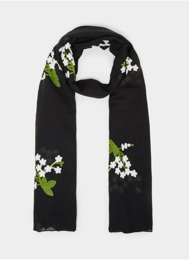 buy-styli-floral-embroidered-hijab_vvn