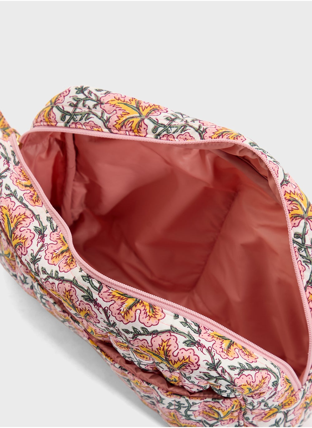 buy-mango-flower-printed-cotton-toiletry-bag_8qw