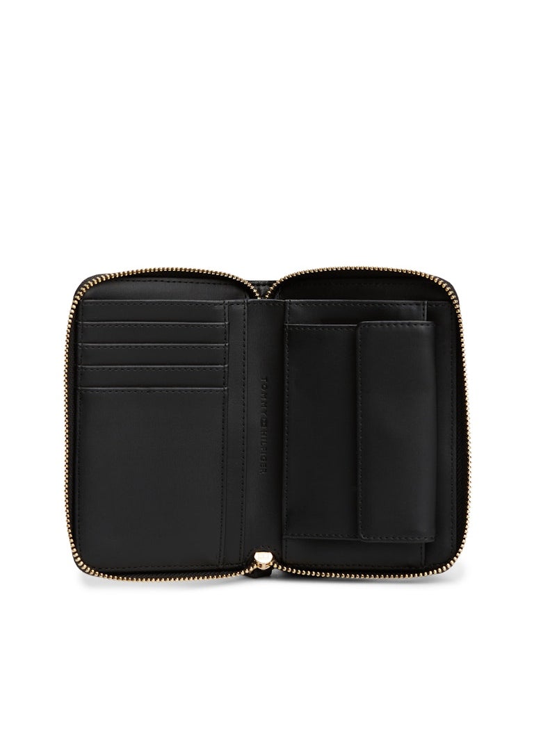 buy-tommy-hilfiger-logo-medium-wallet_v7n