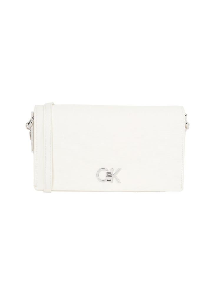 buy-calvin-klein-chain-bag_e8j