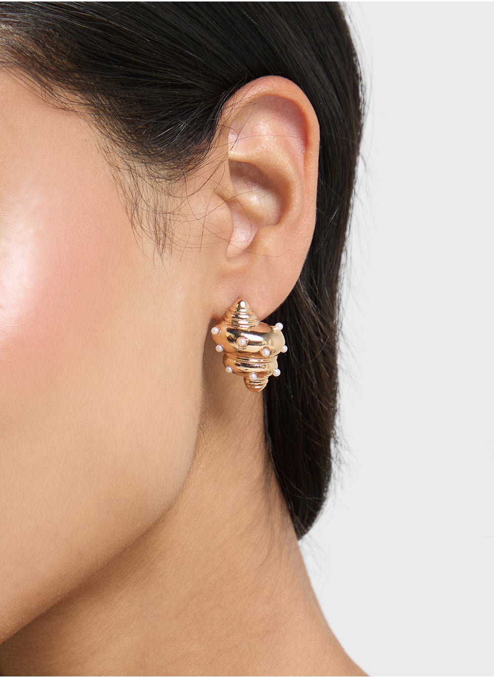 buy-ginger-pearl-shell-earrings_njs