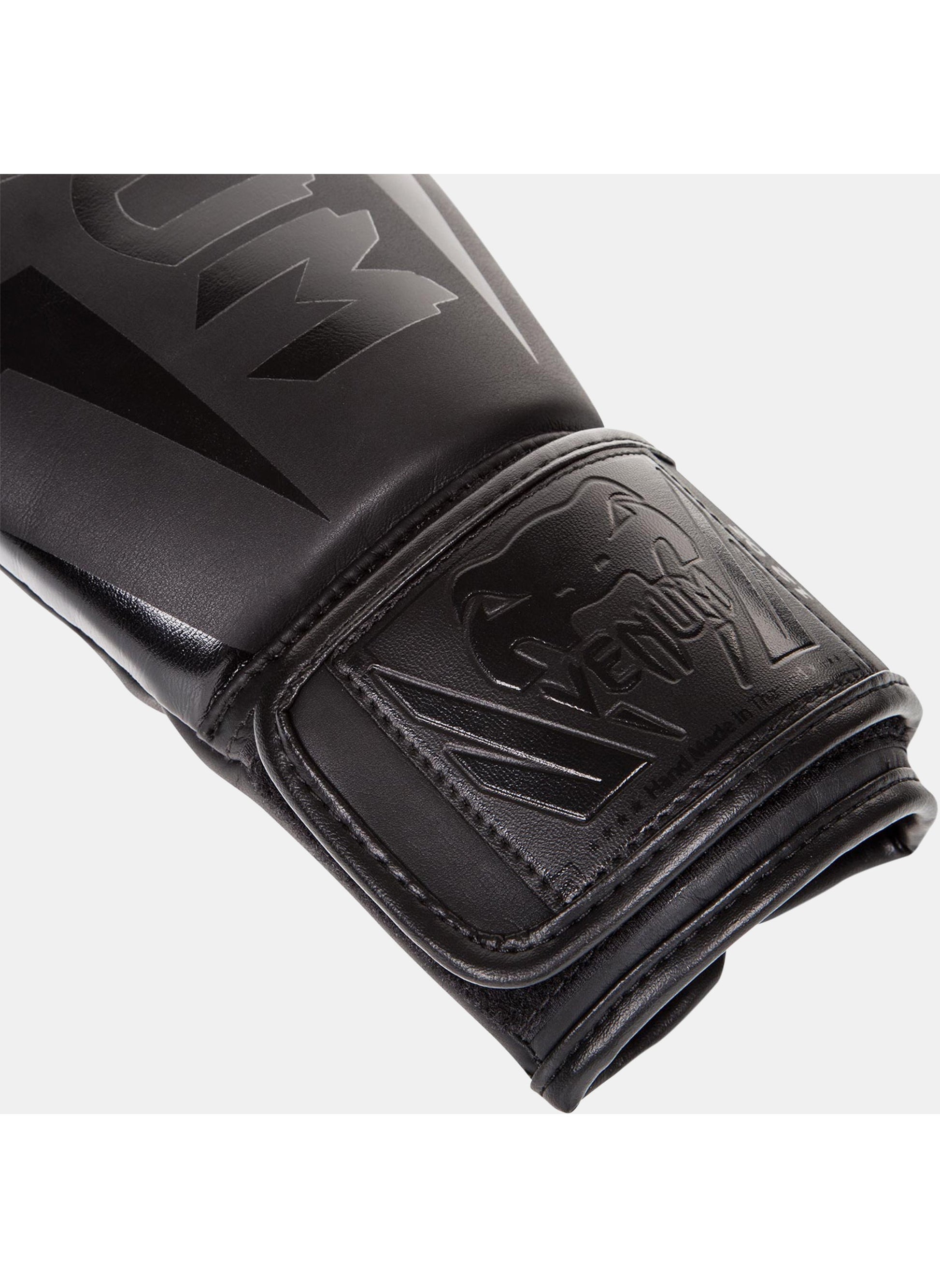 buy-venum-elite-boxing-gloves-14oz_3go
