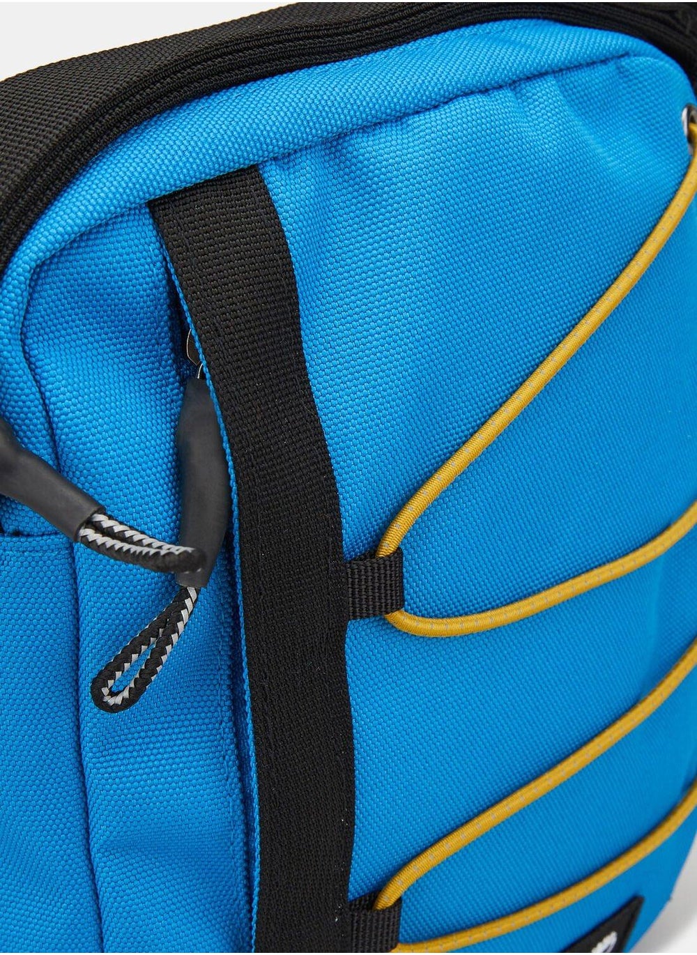 buy-timberland-outdoor-archive-crossbody-bag_w4l