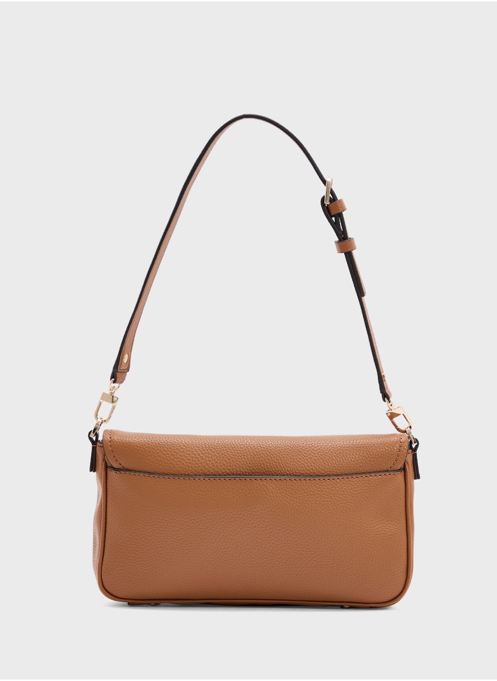 buy-guess-circe-flap-shoulder-bag_0me