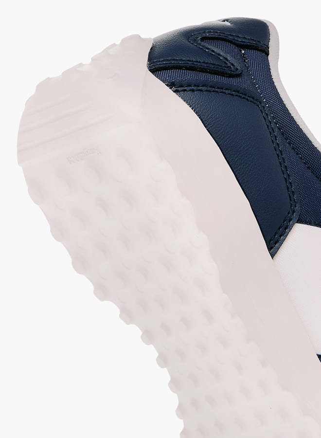 buy-kangaroos-boys-panelled-sports-shoes-with-hook-and-loop-closure_iax