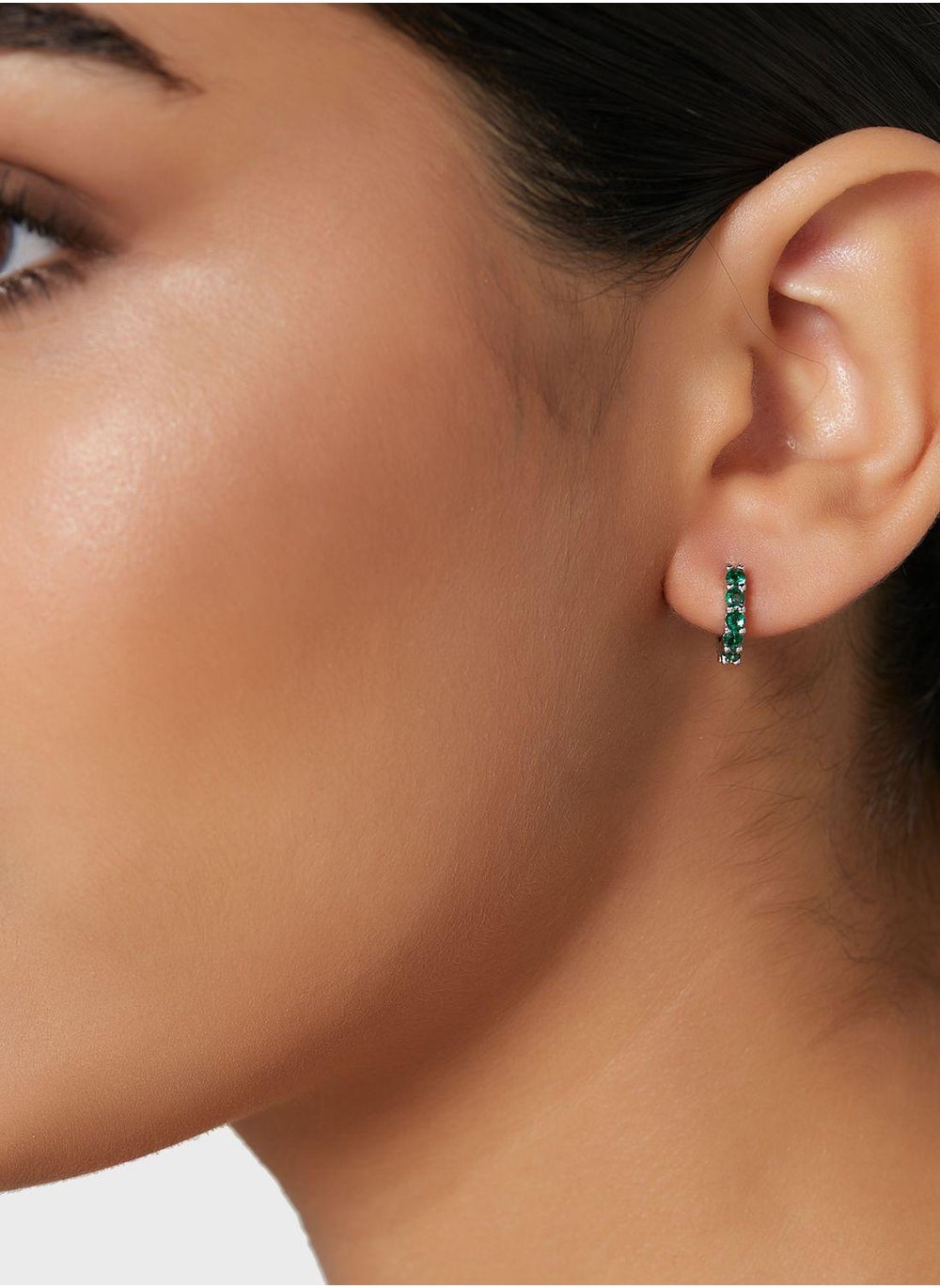 buy-fashionbox-single-huggie-earring_8hw