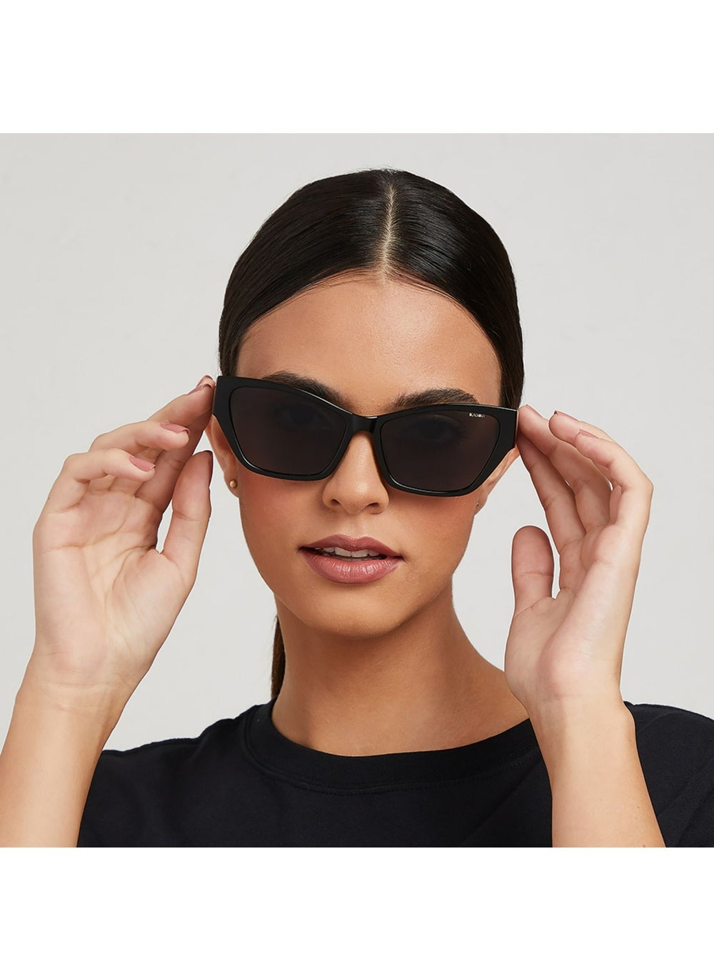 buy-blackout-kayla-women-black-sunglasses-frame-material-thermoplastic-rubber-tr90-frame-color-black-lens-color-gray-full-rim_uel