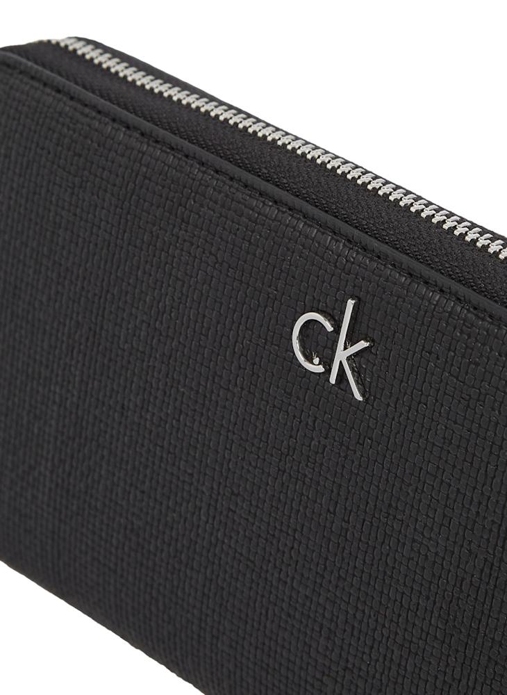 buy-calvin-klein-large-zip-wallet_8ca