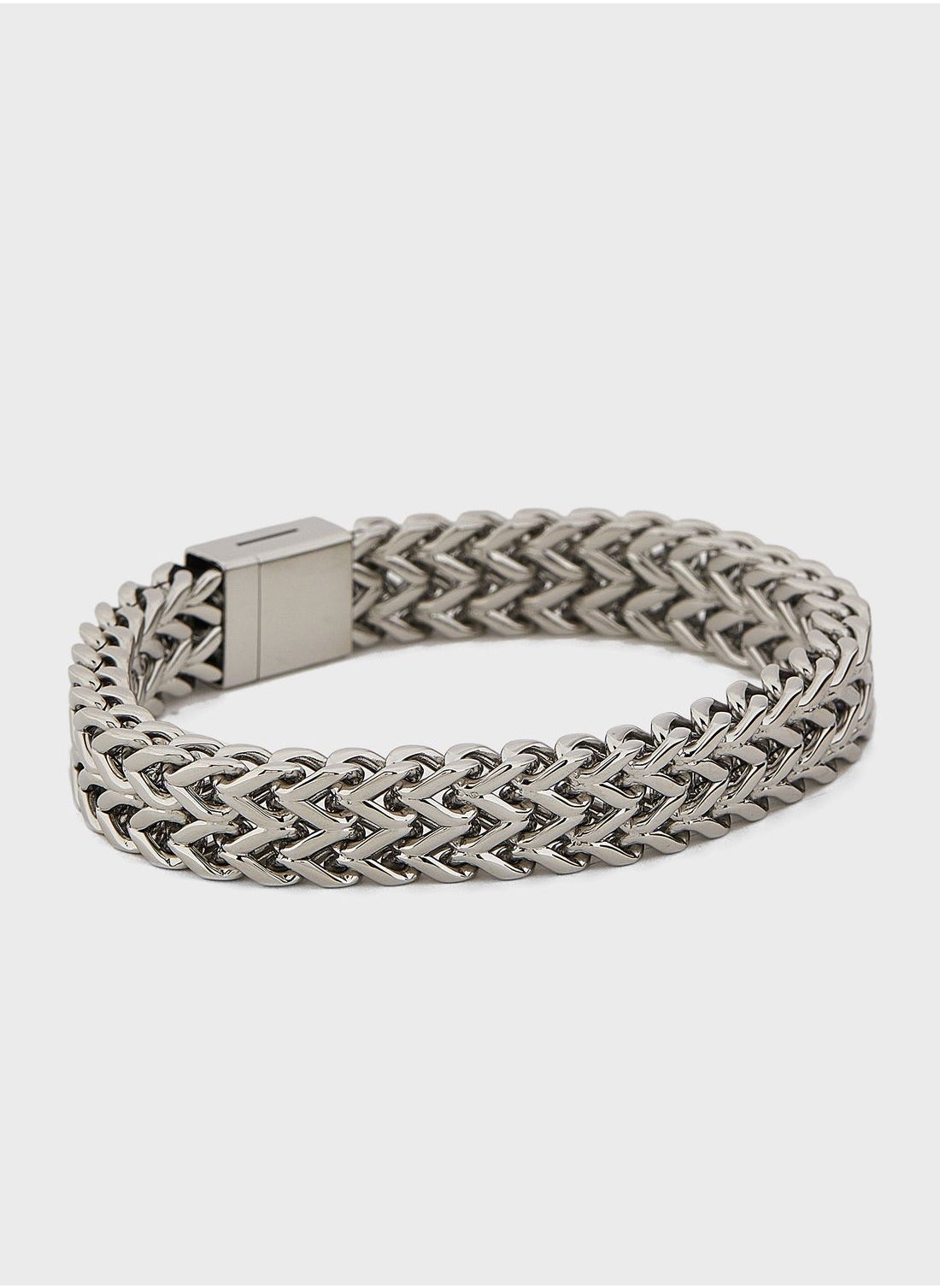 buy-tommy-hilfiger-monogram-chain-bracelet_qik