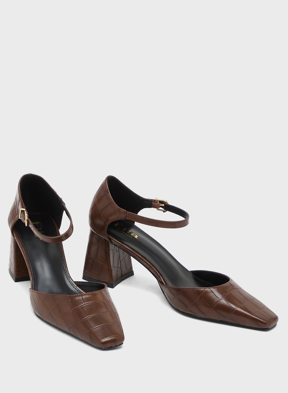 buy-ella-ladies-block-heel-pump_1pi