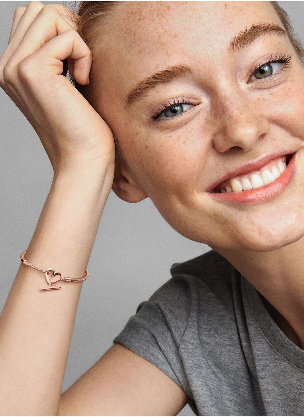 buy-pandora-pandora-moments-heart-t-bar-snake-chain-bracelet_uk8
