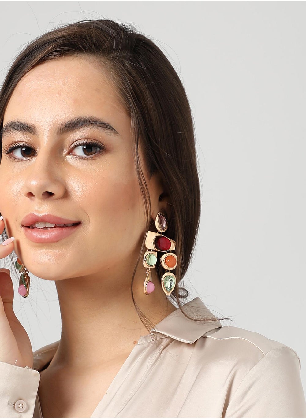 buy-sohi-party-drop-earrings_mxa