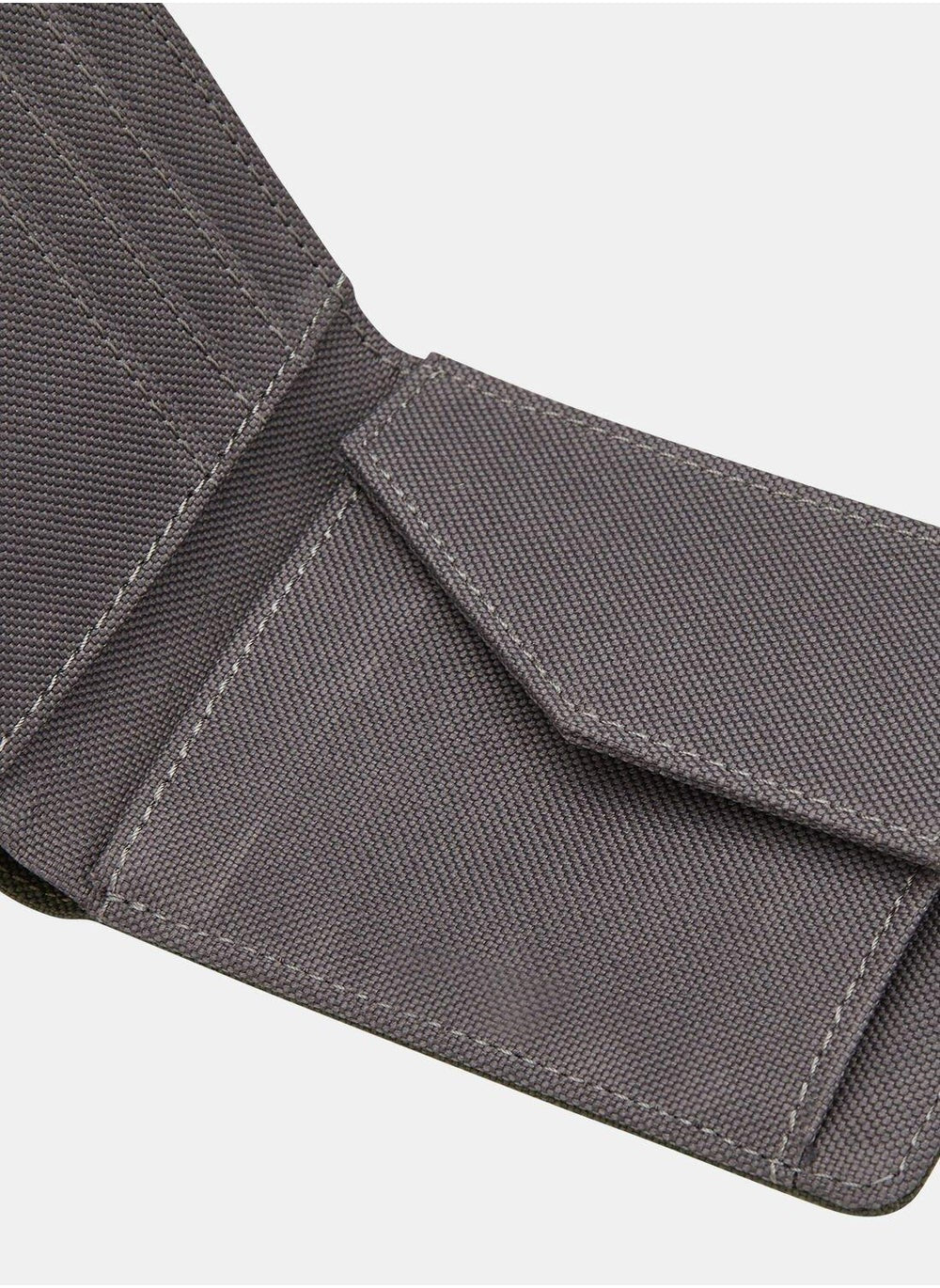buy-timberland-men-s-halyard-patch-wallet_swb