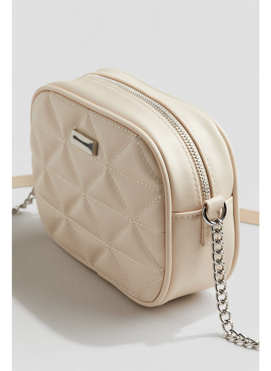 buy-h-m-quilted-shoulder-bag_ihe