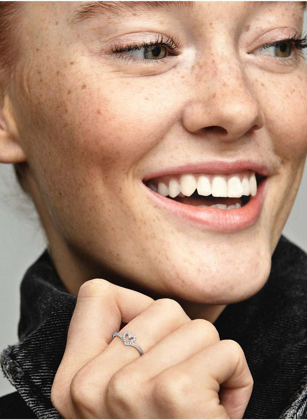 buy-pandora-sparkling-wishbone-heart-ring_6s4