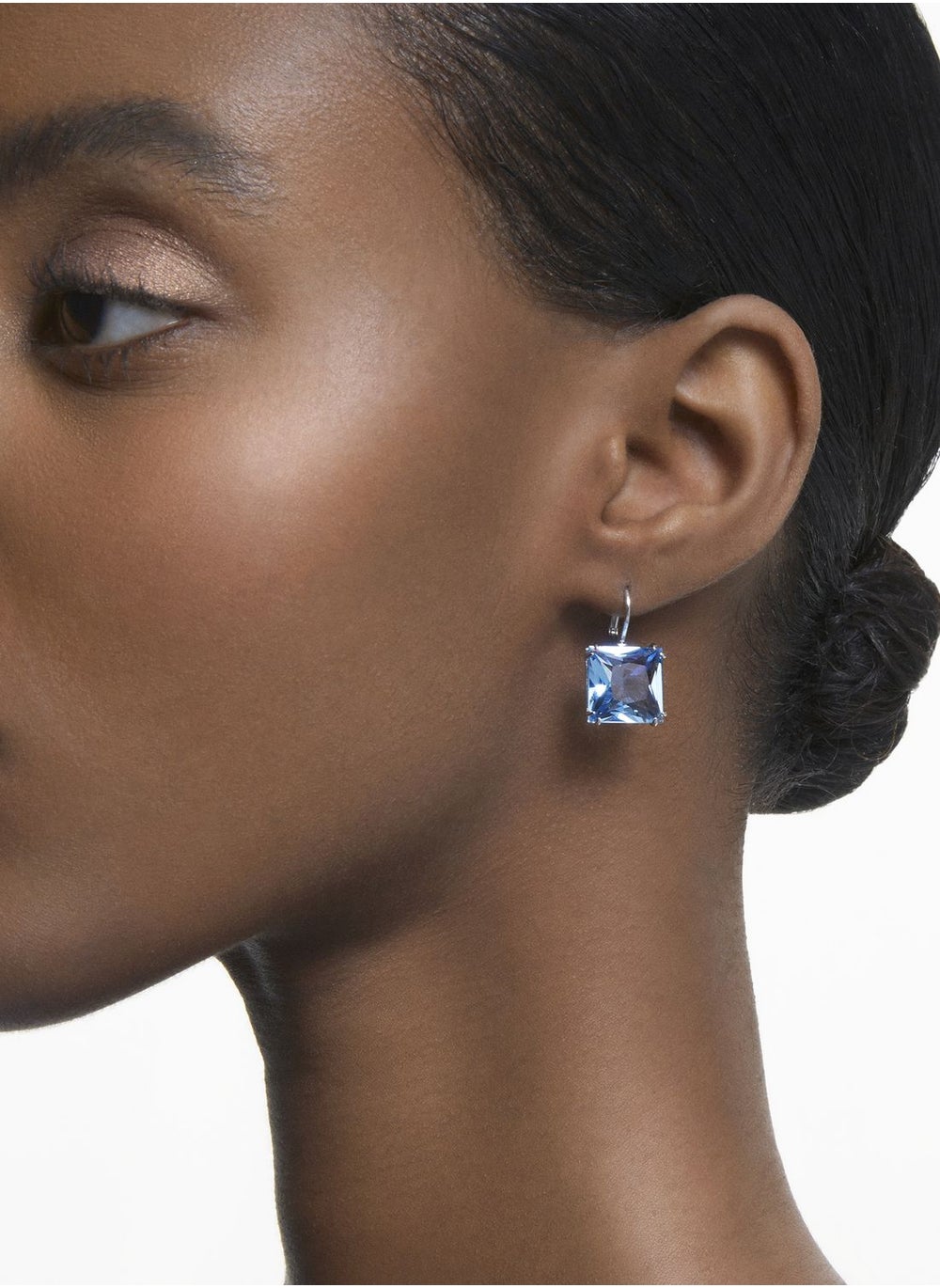 buy-swarovski-millenia-drop-earrings_ggx