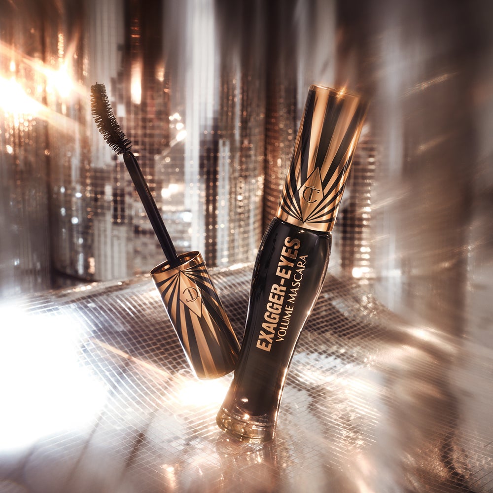 buy-charlotte-tilbury-exagger-eyes-smokey-eye-kit_luw