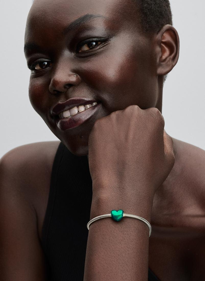 buy-pandora-metallic-green-heart-charm_5kq