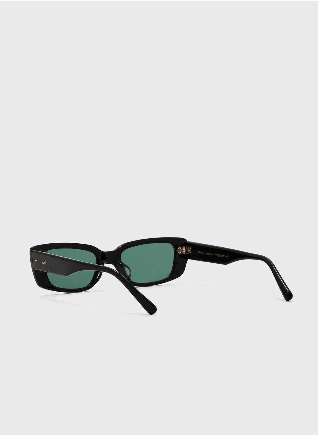 buy-messyweekend-grace-shape-sunglasses_clk