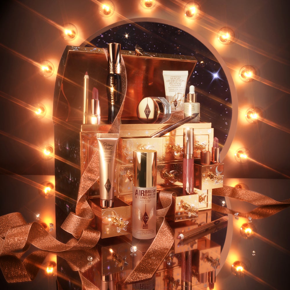 buy-charlotte-tilbury-charlotte-s-beauty-treasure-chest_sii