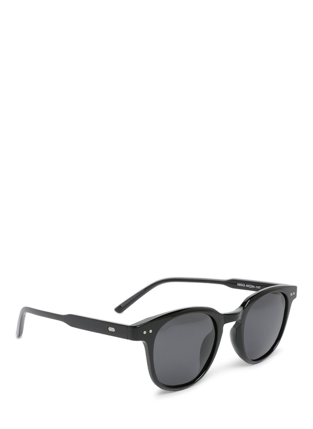 buy-london-rag-round-wayfarer-sunglasses-in-black_gc4