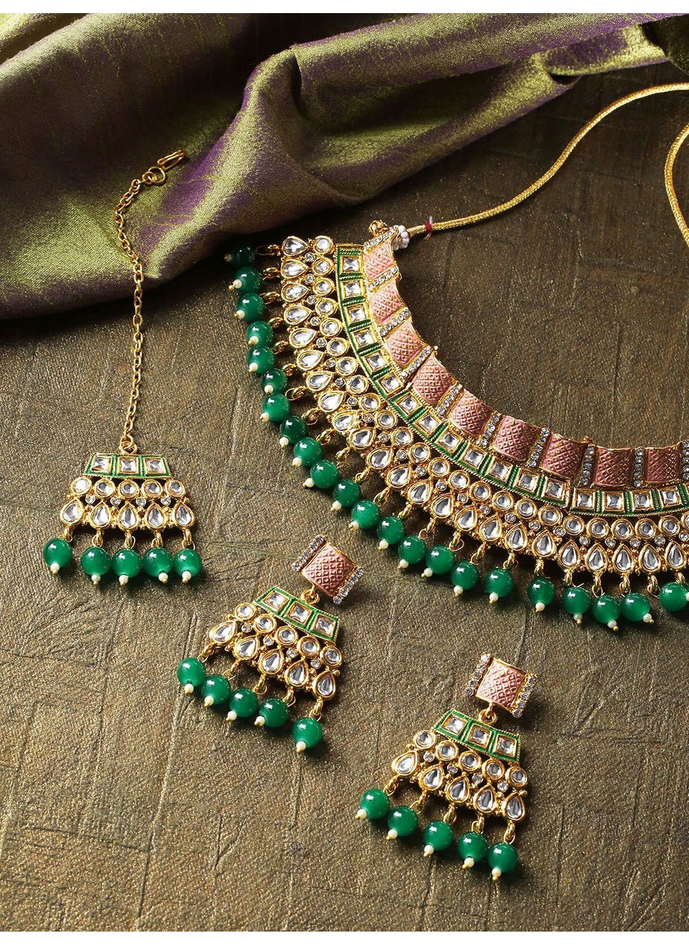 buy-priyaasi-green-pink-kundan-studded-handcrafted-jewellery-set_ez4