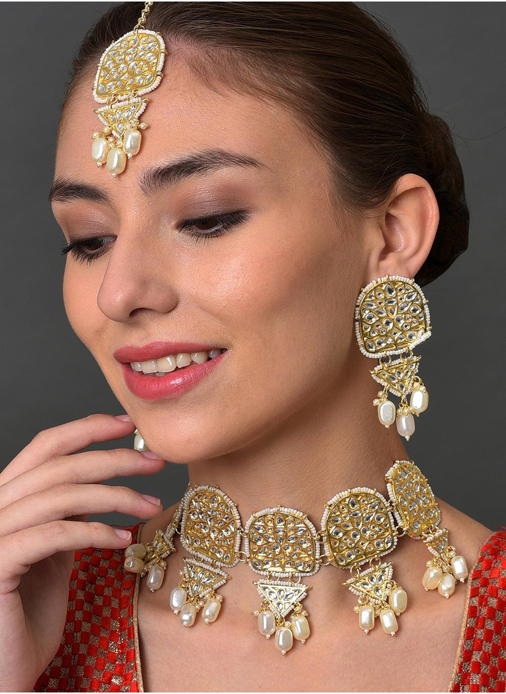buy-sohi-stone-studded-pearl-beaded-jewellery-set_7tb