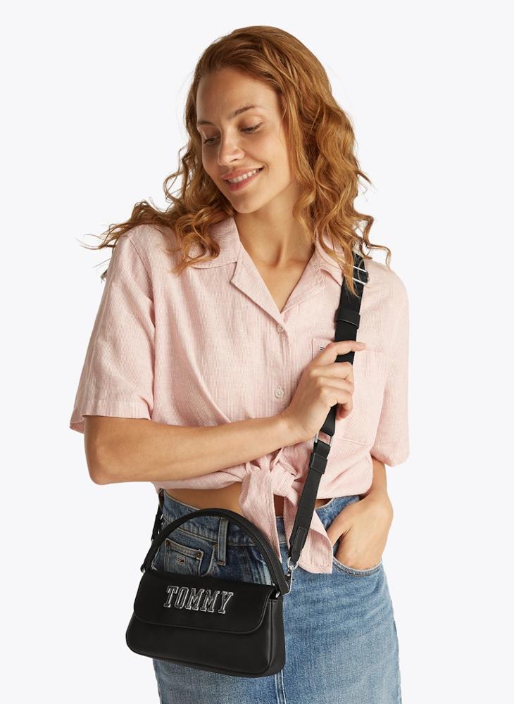 buy-tommy-jeans-flap-crossbody-bag_77m