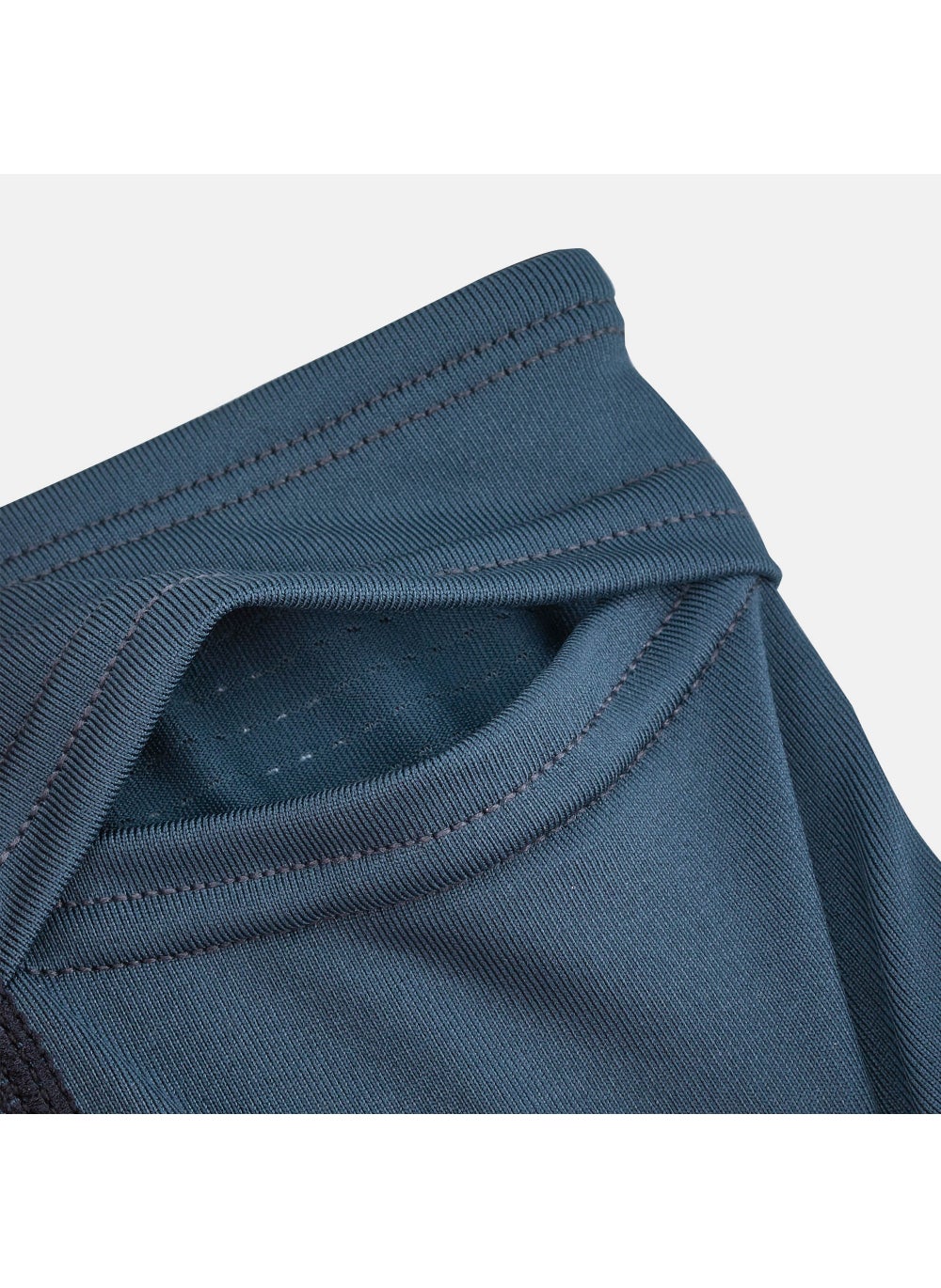 buy-puma-men-s-first-mile-armband_2pe