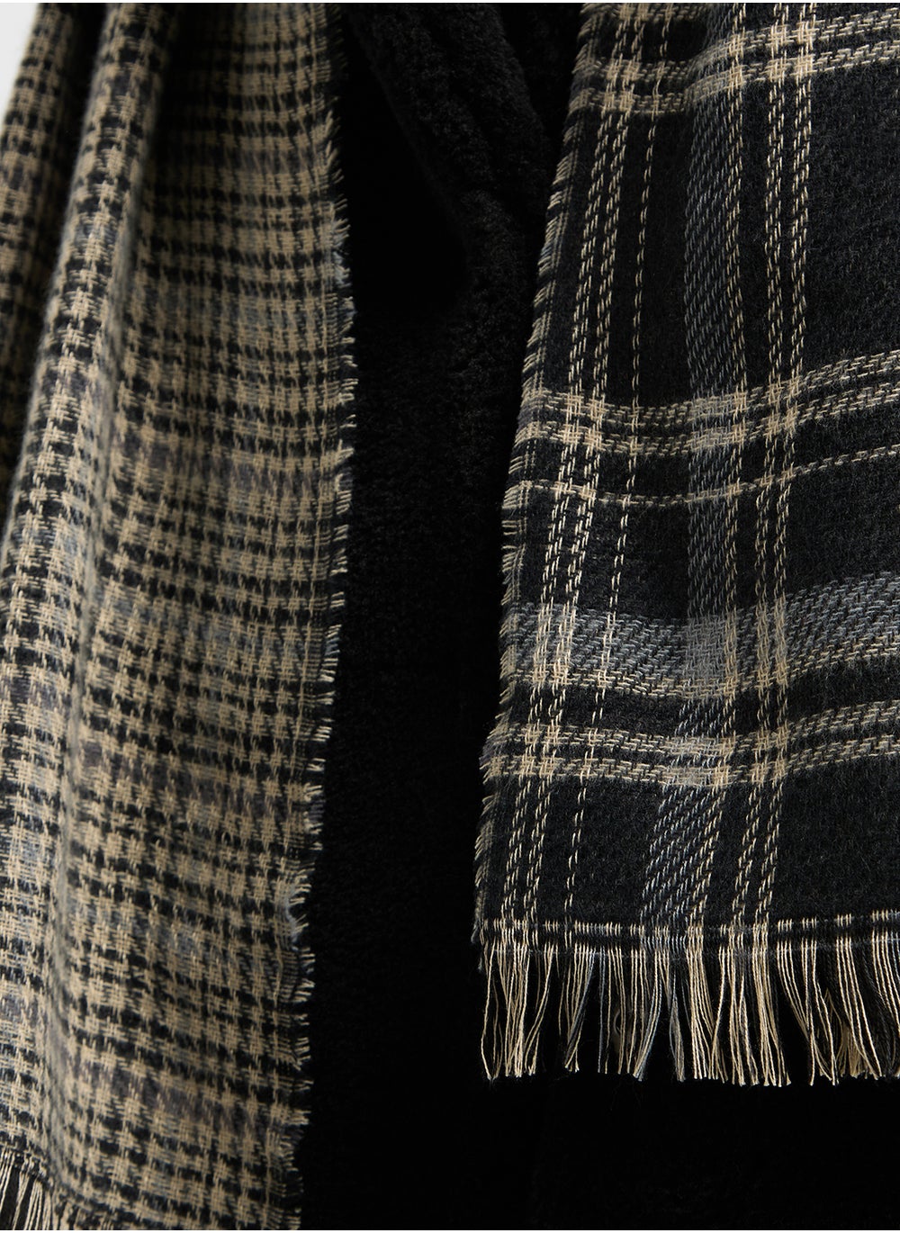 buy-ella-check-pattern-light-winter-scarf_hyr