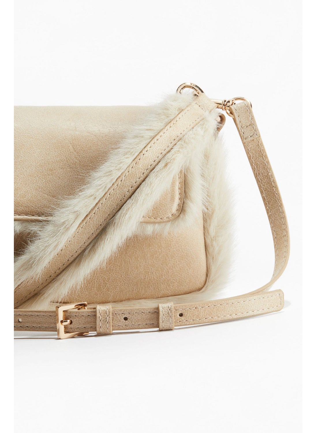 buy-h-m-fluffy-trim-crossbody-bag_4h4