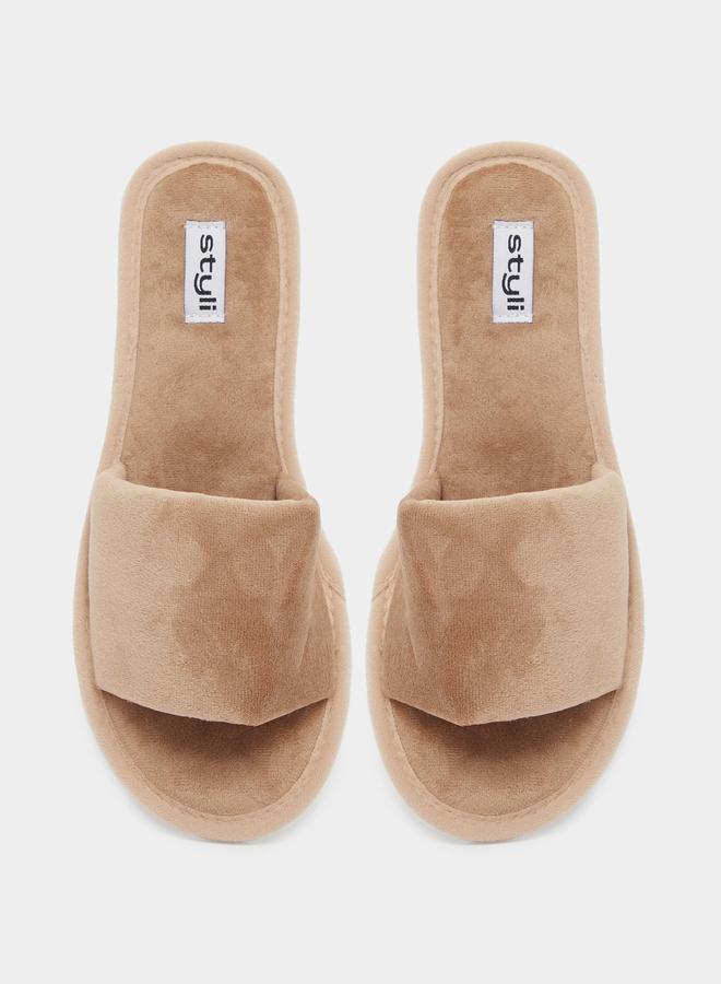 buy-styli-styli-textured-slip-on-slippers_5s7