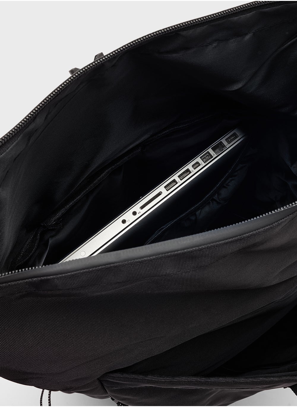 buy-seventy-five-casual-backpack_9rd