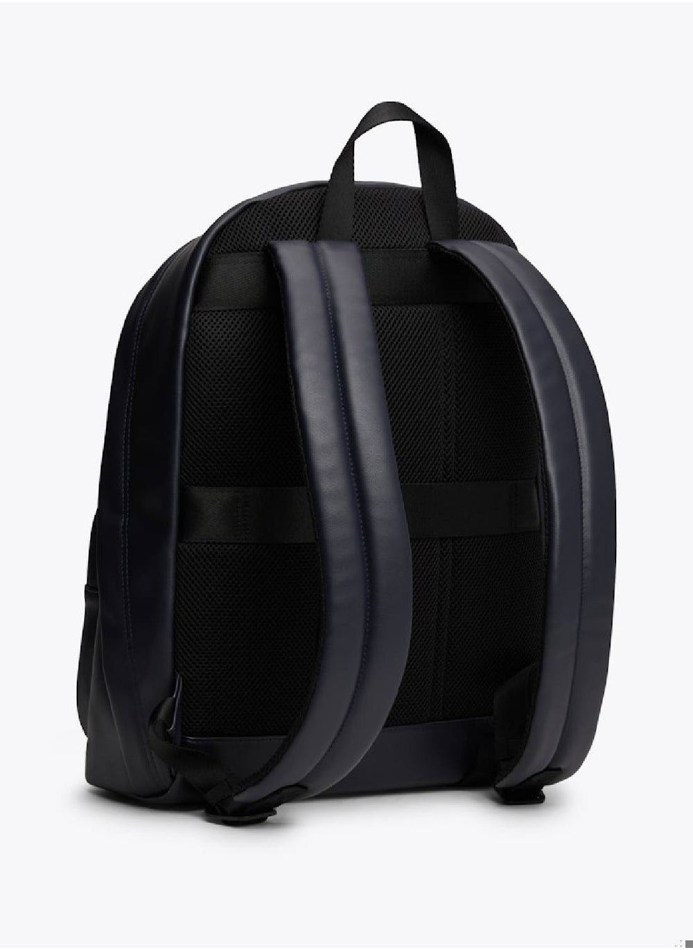 buy-tommy-hilfiger-pique-pocket-dome-backpack_4tw