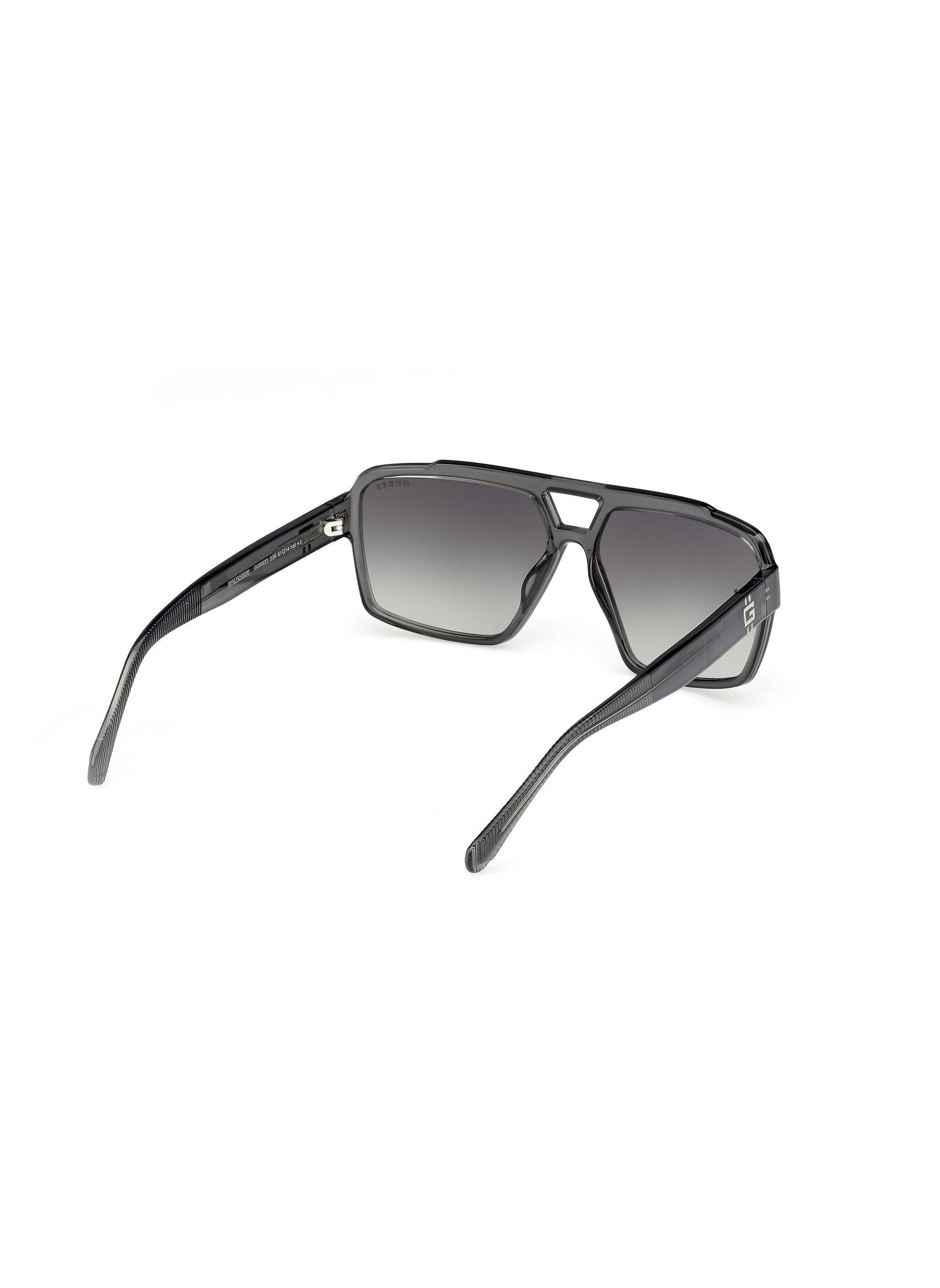 buy-guess-gu0022320b61-wayfarers-sunglasses_wdc