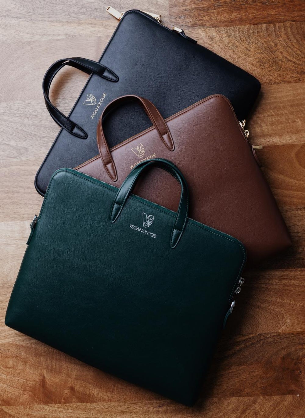 buy-veganologie-saturn-laptop-bag-13-in-veganologie-made-from-4-bamboo-stems_s5u