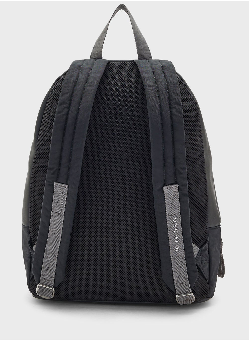 buy-tommy-jeans-logo-dome-backpack_dqq