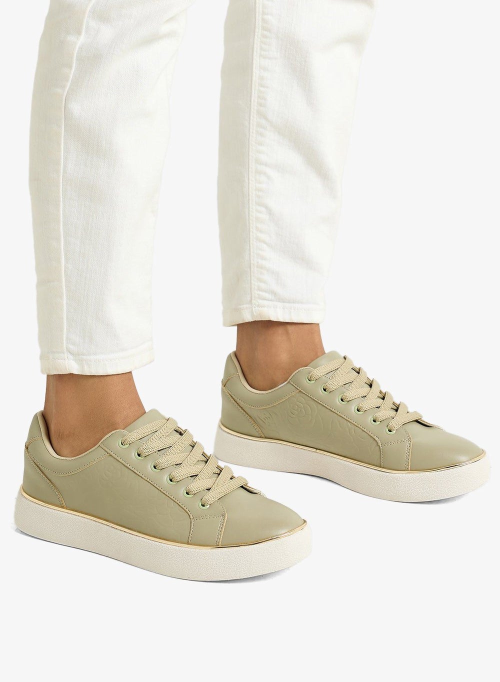 buy-ginger-floral-embossed-panel-sneakers_8pt