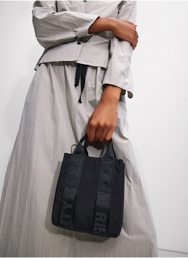 buy-parfois-patent-tote-bag_qad