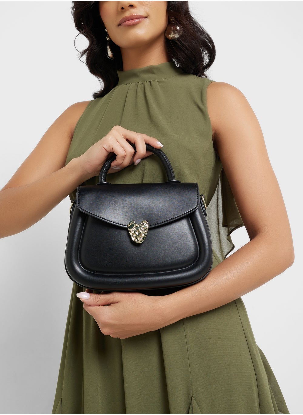 buy-ginger-heart-closure-satchel-bag_c0r