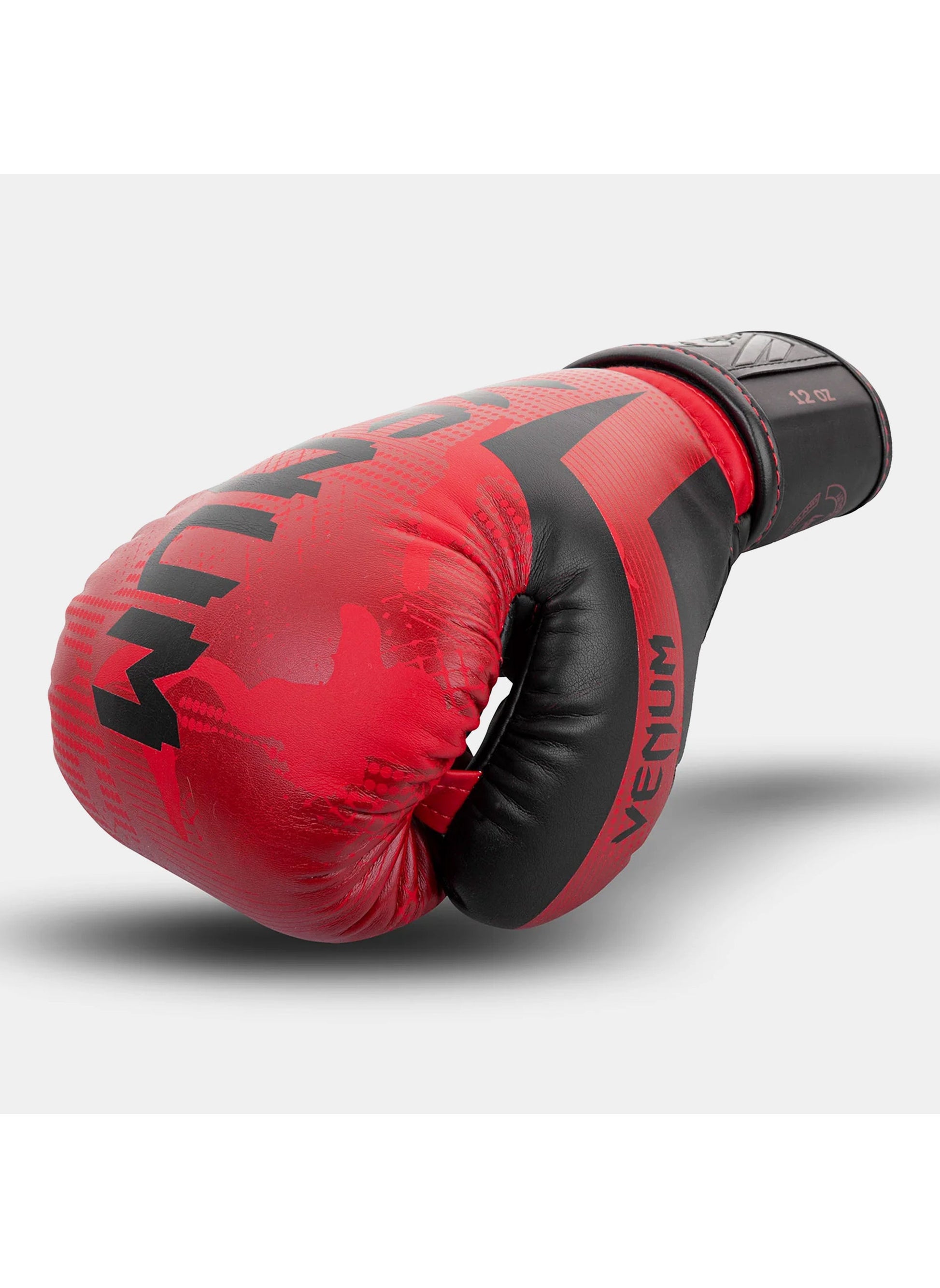 buy-venum-elite-boxing-gloves_9nc
