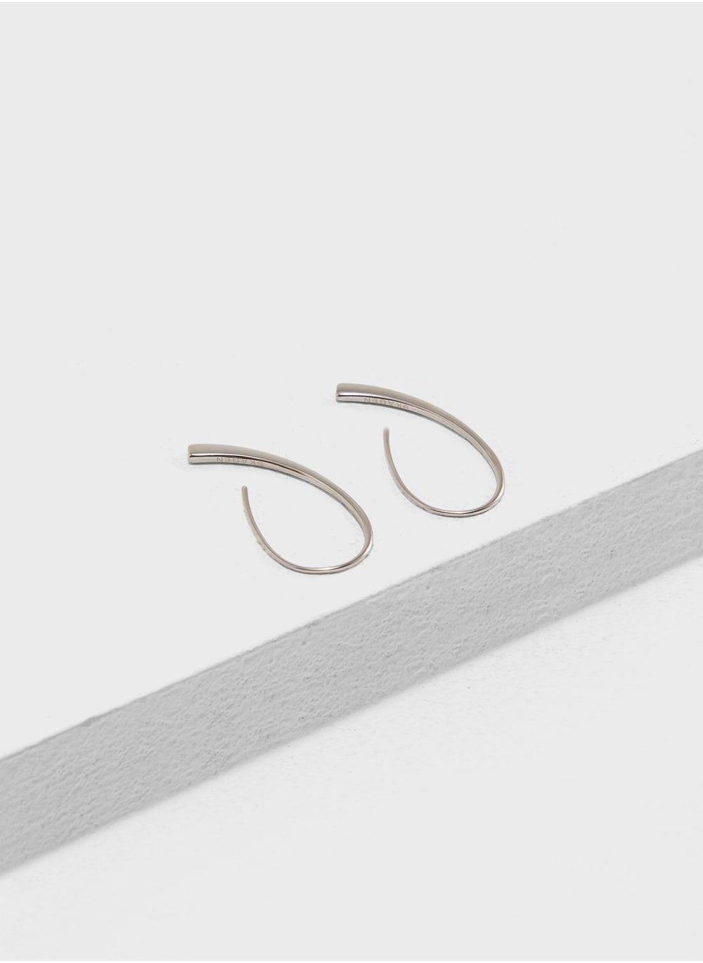 buy-skagen-elin-stud-earrings_k6y